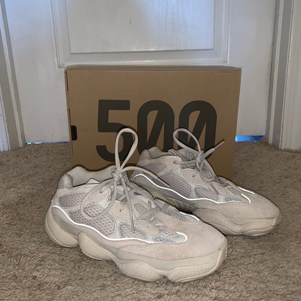 Yeezy Desert Rat 500 sneaker